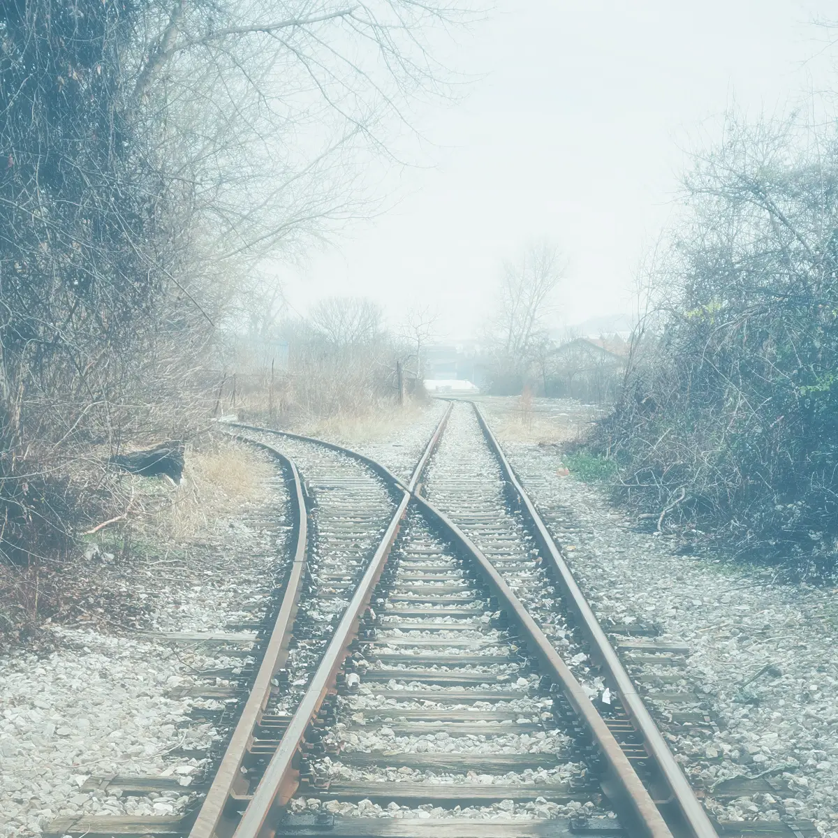 Beslutsträd för när AI-byggflöde respektive färdig leverans passar bäst.